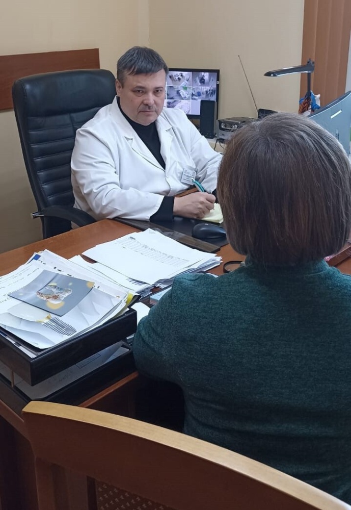 Главный врач Габбасов Рамиль Шамилевич провел консультации с населением